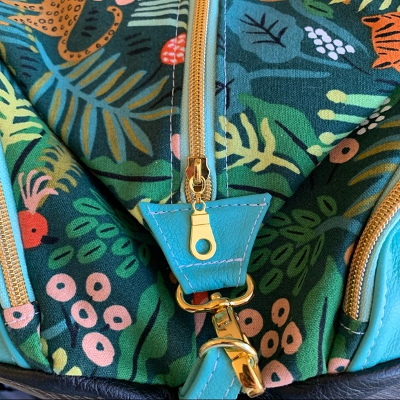 TwoLeos Design Jungle Print Canvas Backpack - Picture 2 of 8